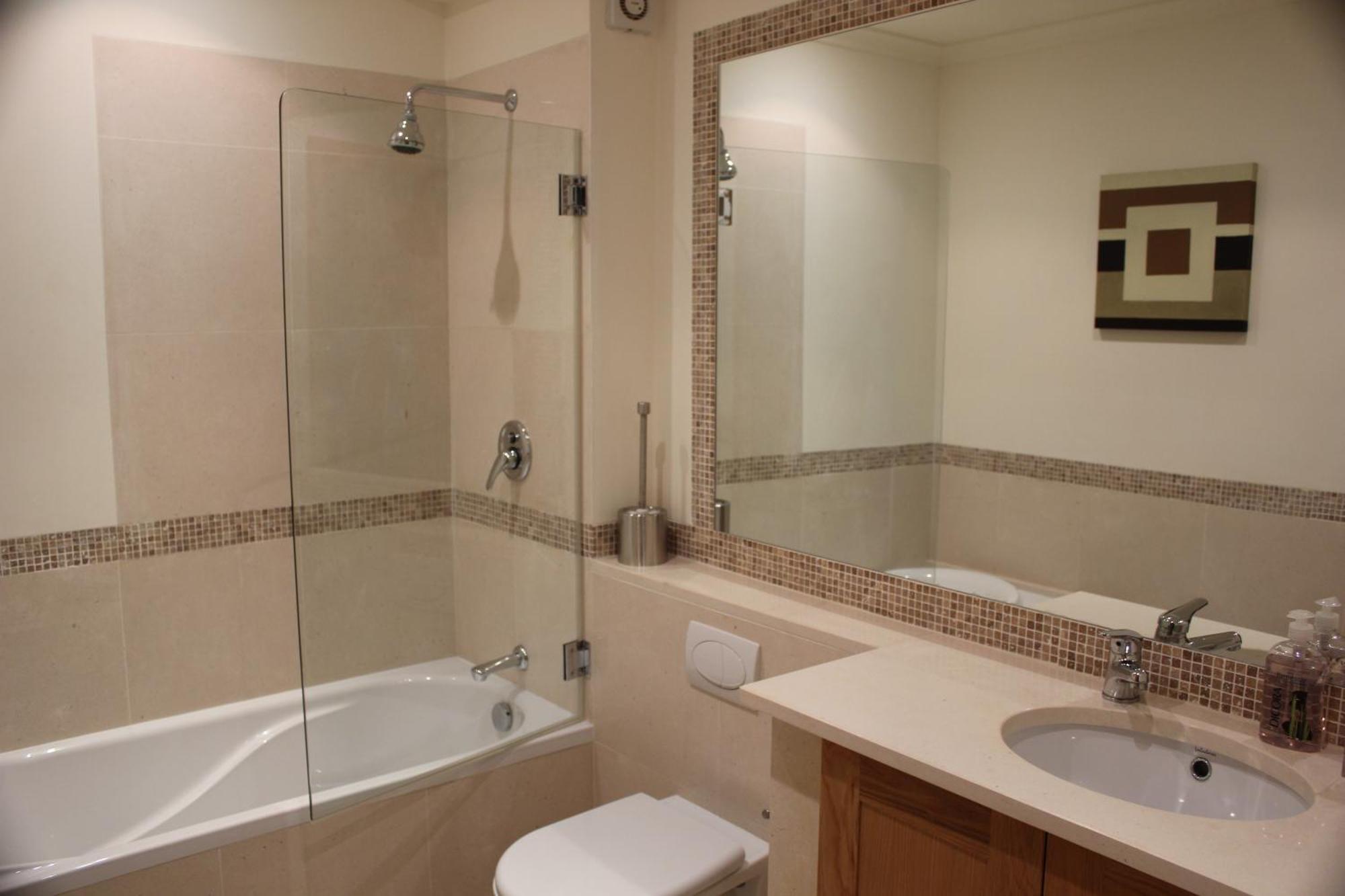 Luxury 3 Bedroom On Gated Complex Apartment Quarteira