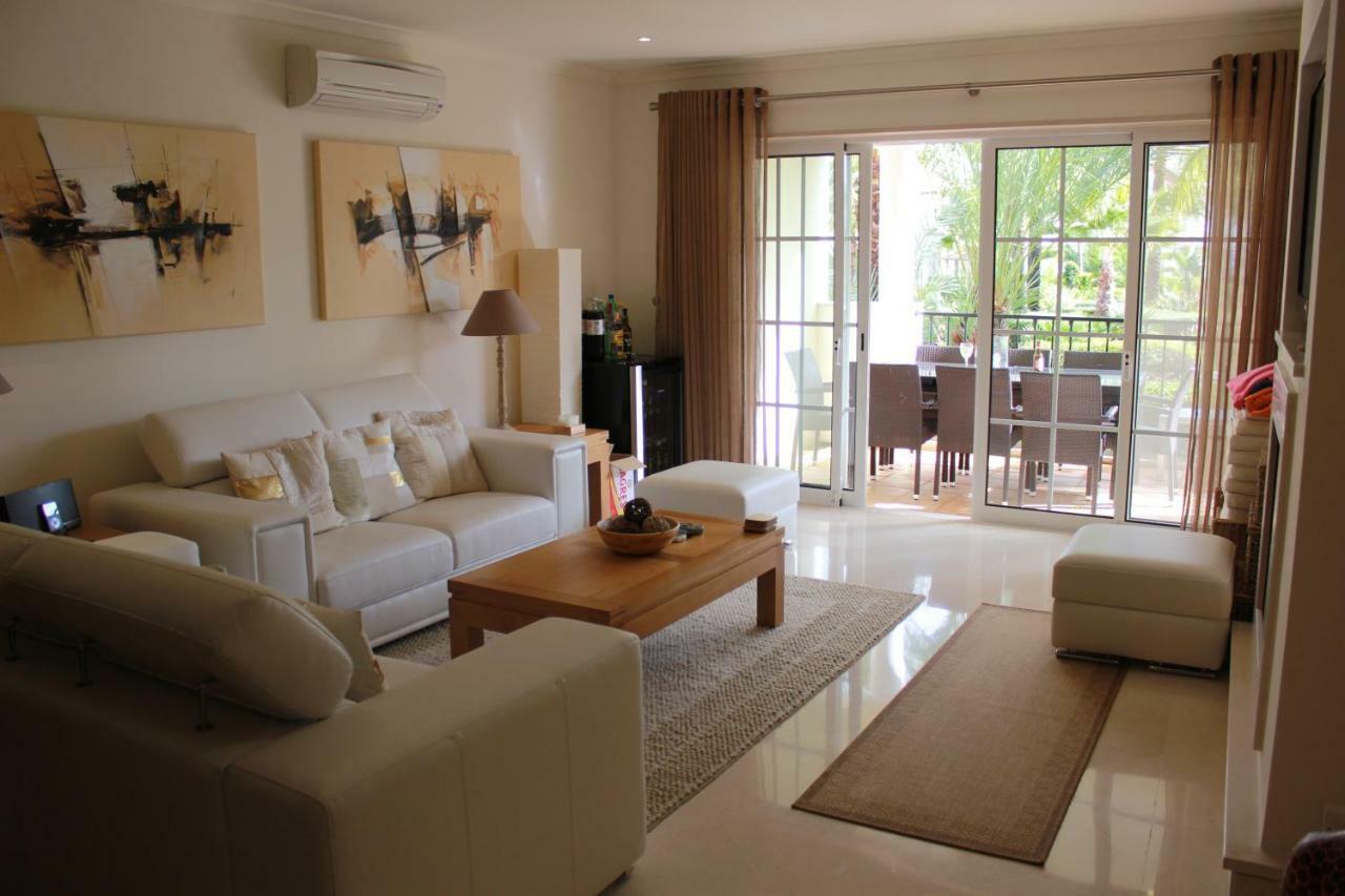 Apartment Luxury 3 Bedroom On Gated Complex