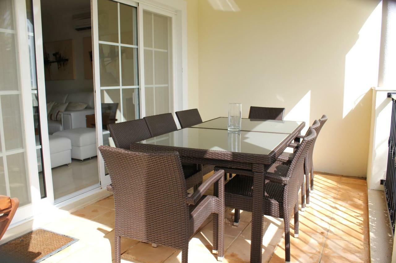 Luxury 3 Bedroom On Gated Complex Apartment Quarteira