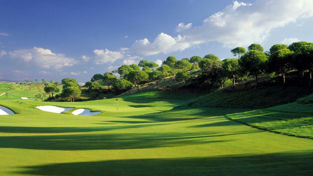 Luxury 3 Bedroom On Gated Complex Apartment Quarteira
